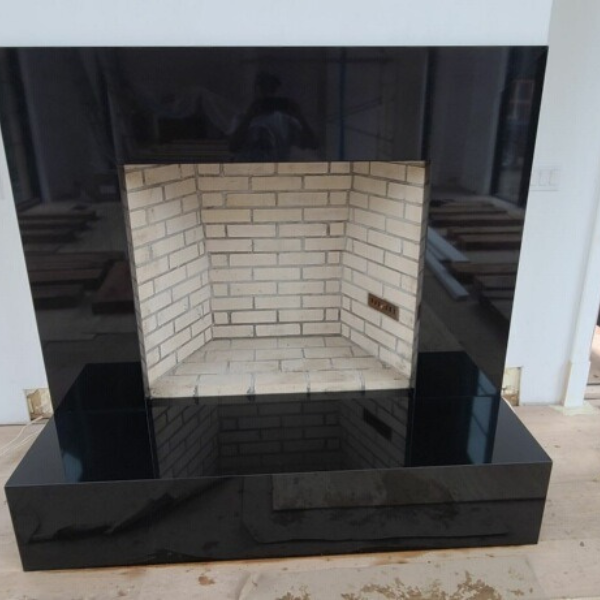 Absolute Black Location: New Canaan, CT Project: Fireplace